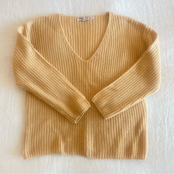 BRAVE SOUL Long Sleeve Oversized V neck Ribbed Knit Sweater in butter yellow - Picture 5 of 8